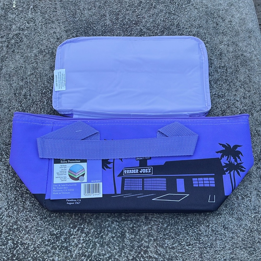 Trader Joe’s mini insulated bag. Purple. Valentine’s Day drop. New with tag.